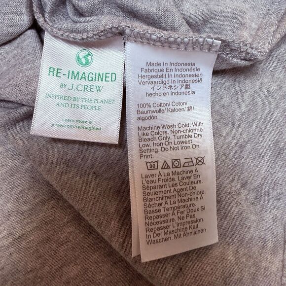 J Crew Crab Graphic T Shirt Size XL Gray Short Sleeve - Picture 8 of 8